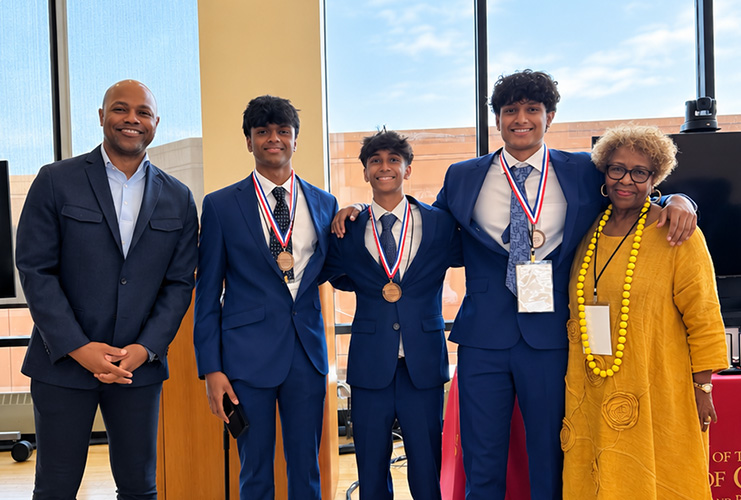 Whale Safe AI — Aditya Raja, Ishan Kasam and Dhruv Vasishta