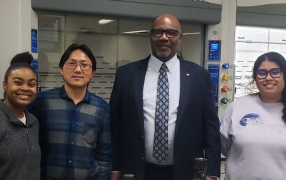 UDC President Visits Science and Mathematics Division