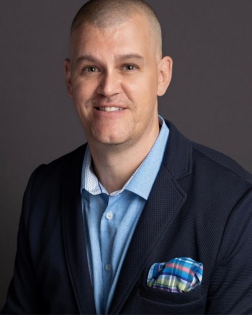 Peter Plourde headshot