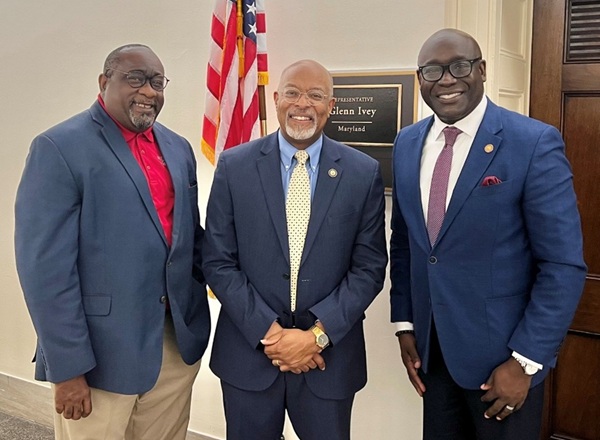 UDC Associate Dean William Hare and UDC Chief of Advancement Richard L. Lucas, Ph.D., standing with U.S. Congressman Glenn Ivey 