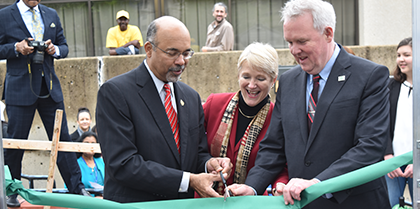 On April 25th, 2017 the College of Agriculture Urban Sustainability and Environmental Sciences (CAUSES) held the official ribbon cutting ceremony for its newest aquaponics system